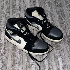 Jordan Black and White Men's Sneakers